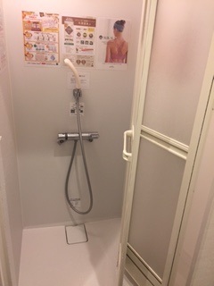 シャワー